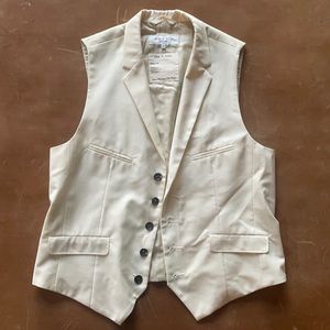 Cream rag & bone vest size 42 hand tailored in New York